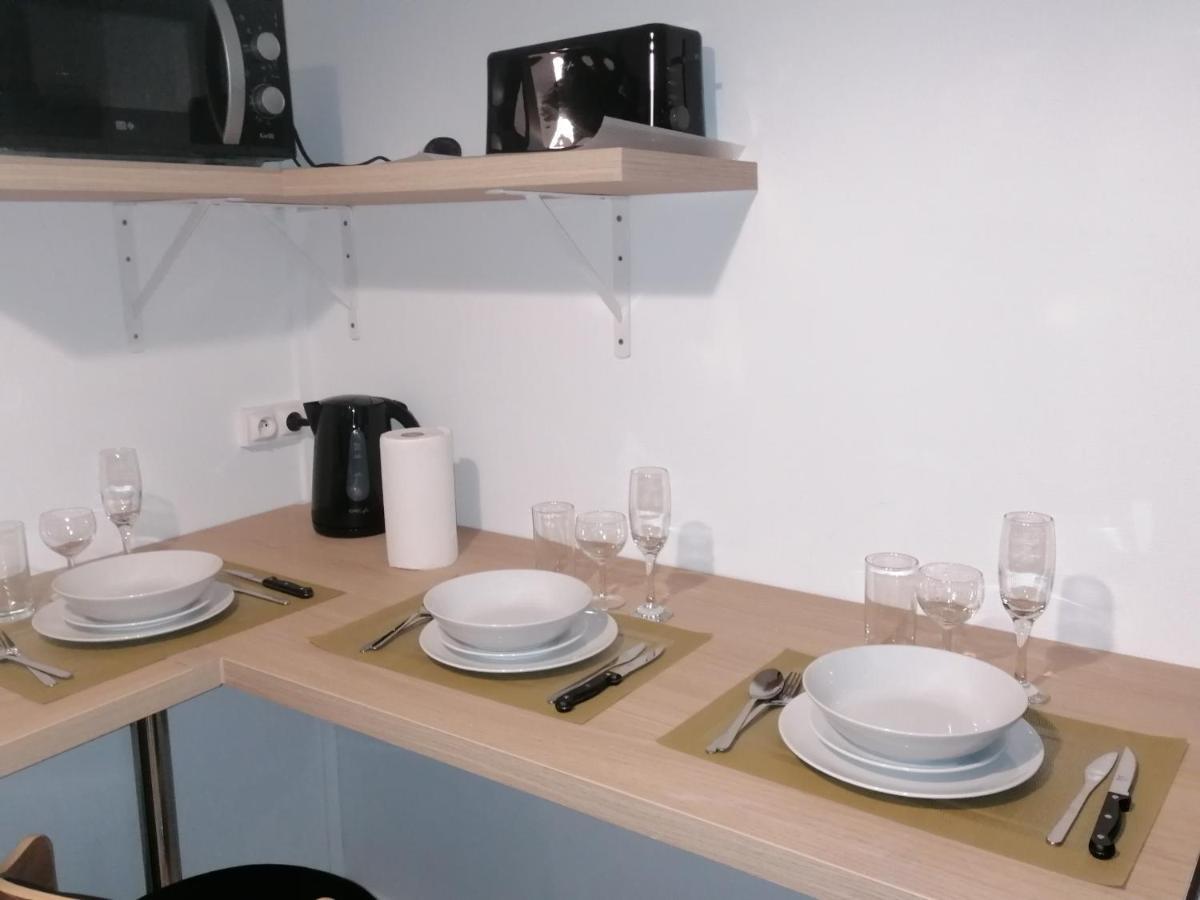 Hadriel Host Apartment แคลร์มงต์-แฟร์รองด์ ภายนอก รูปภาพ